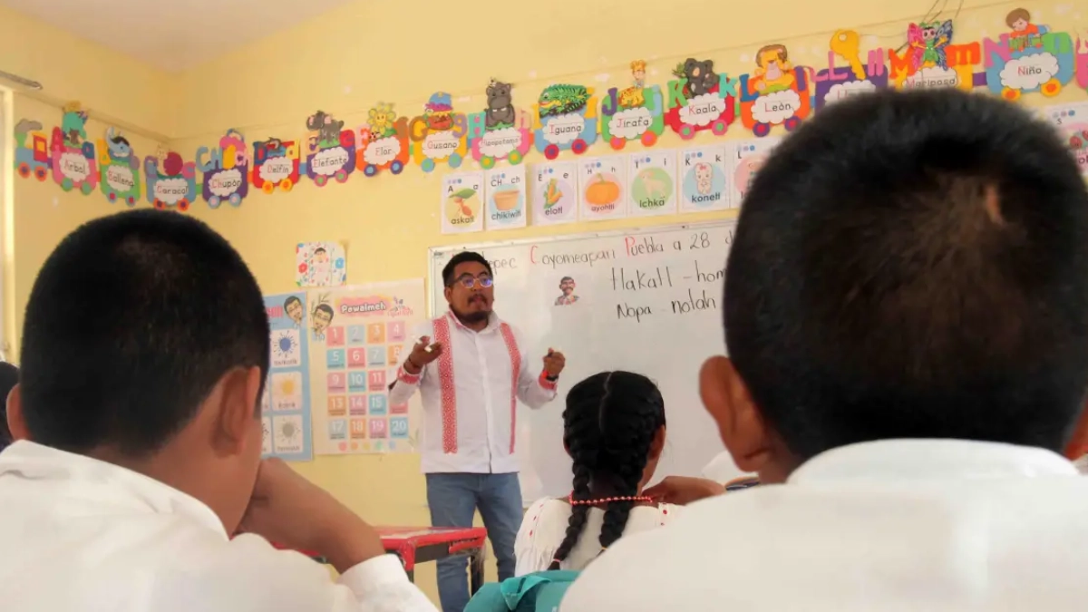 México enfrenta desafío por envejecimiento del magisterio y baja incorporación de nuevos docentes