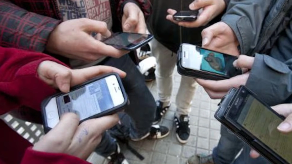Malasia prohíbe redes sociales a menores de 16 años y endurece controles para plataformas digitales