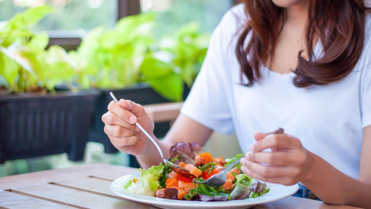 Alimentación saludable cuesta 25% más que hace cinco años; casi un tercio de la población mundial no puede pagarla: FAO