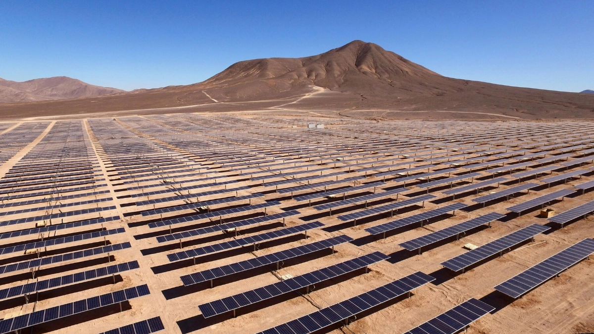 China convierte el desierto de Kubuqi en una gigantesca batería de energía renovable