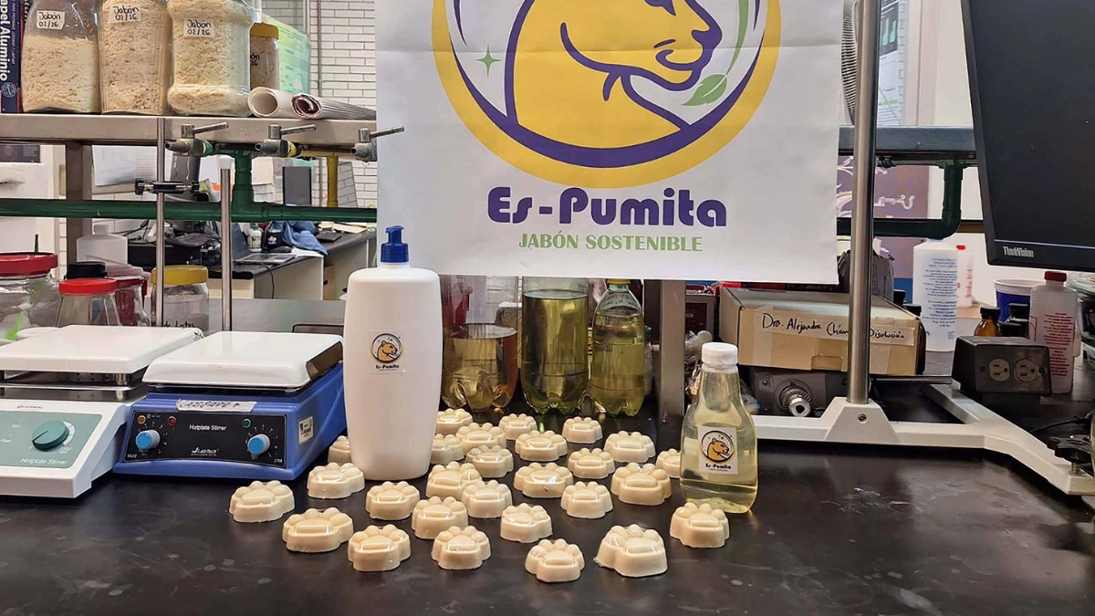 Crean en la UNAM jabón ecológico con aceite de cocina usado para reducir contaminación