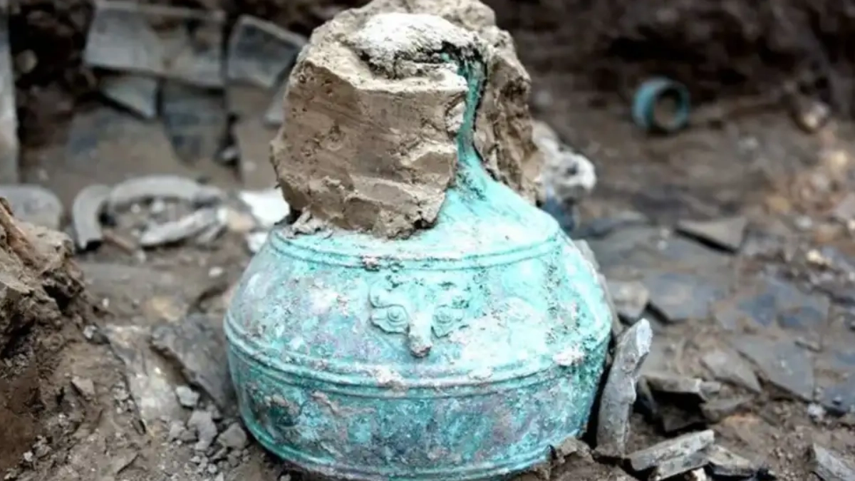 Hallan en China el vino de grano más antiguo del país, con 2 mil 300 años de antigüedad
