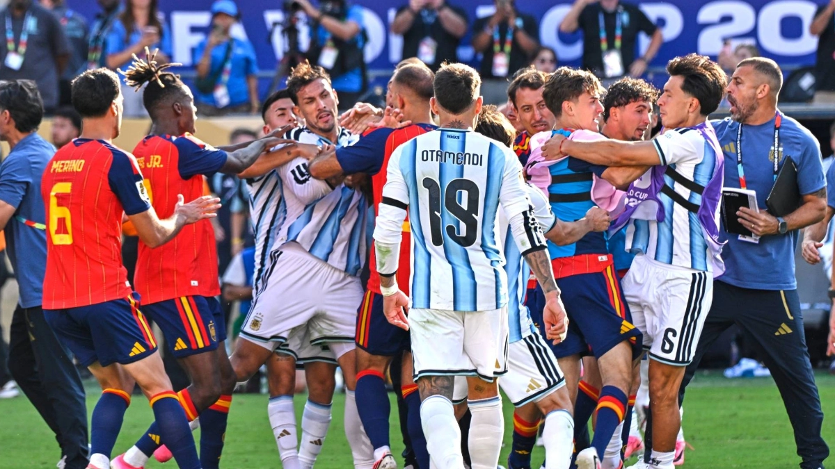 FIFA sanciona a jugadores de Argentina y España tras la final del Mundial