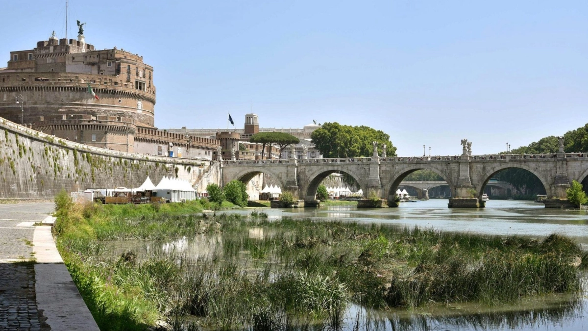 La sequía del Tíber revela restos de un puente romano de casi 2 mil años
