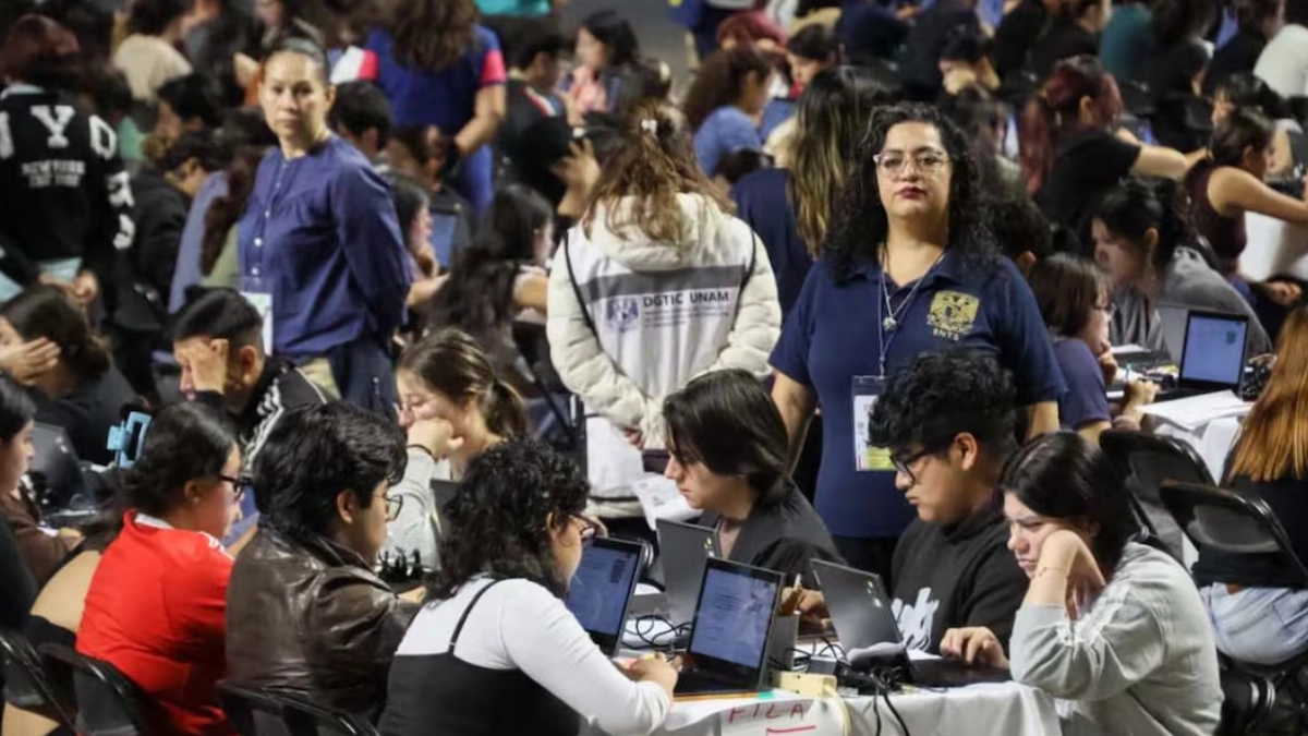 UNAM elimina examen de admisión en línea y establece aplicación presencial para aspirantes