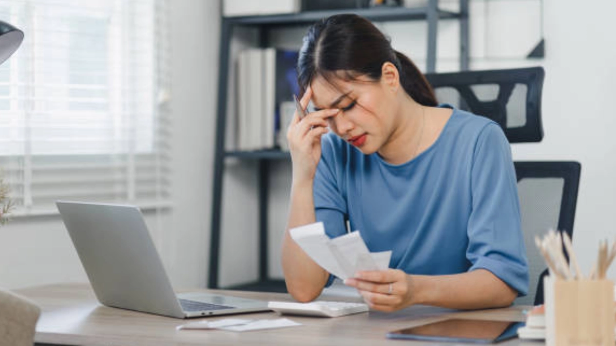 Mujeres enfrentan mayor estrés financiero que los hombres en México