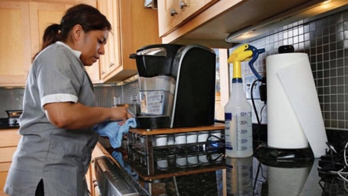 Solo 1% de las trabajadoras del hogar en México tiene contrato escrito